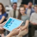 5 Pembukaan Moderator Presentasi dan Hal yang Harus Disampaikan