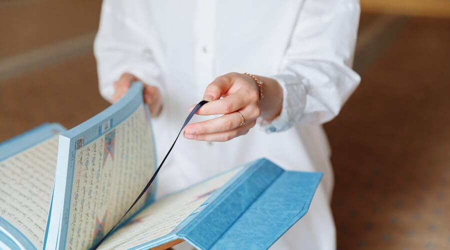 program kerja divisi keagamaan